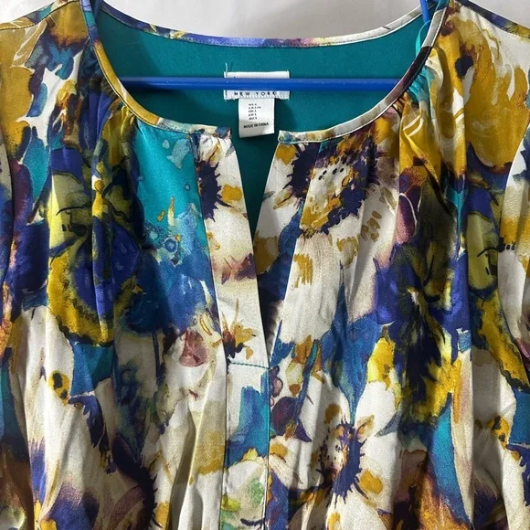 Nicole Miller Floral Maxi Dress in Blue, Teal & Gold - Picture 7 of 12